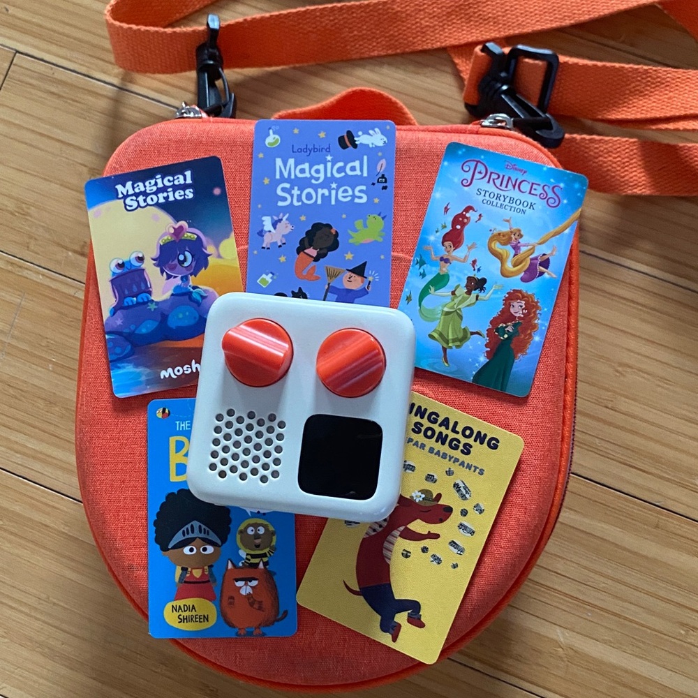 Yoto Mini Player w/ Orange Portable Case and 5 cards